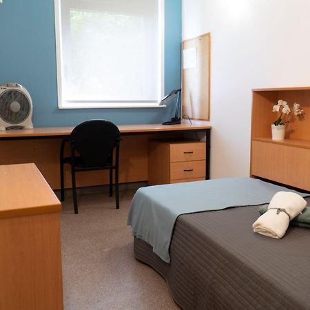 Residencia Universitaria Resa Campus De Montilivi Girona Dış mekan fotoğraf