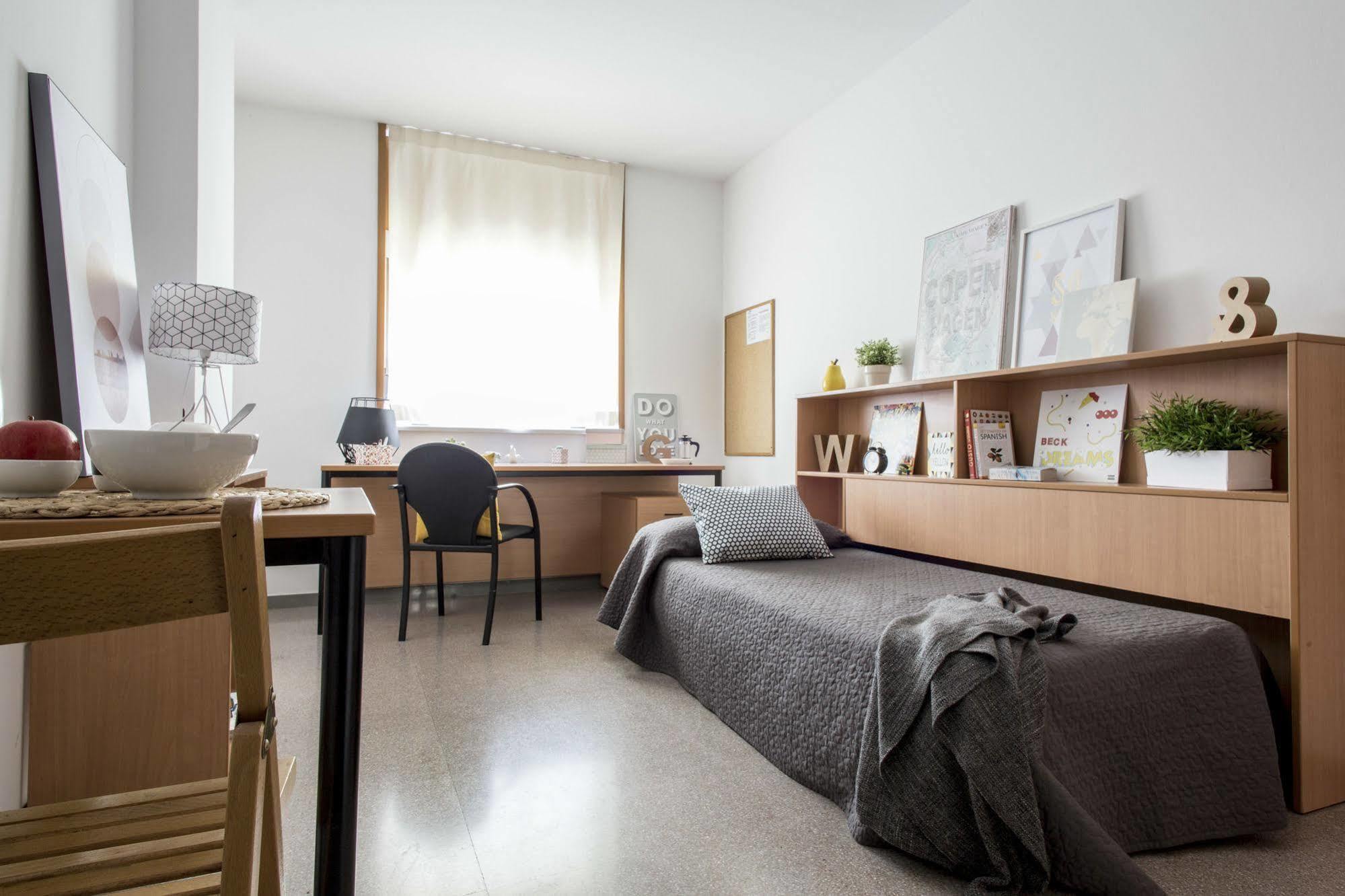 Residencia Universitaria Resa Campus De Montilivi Girona Dış mekan fotoğraf