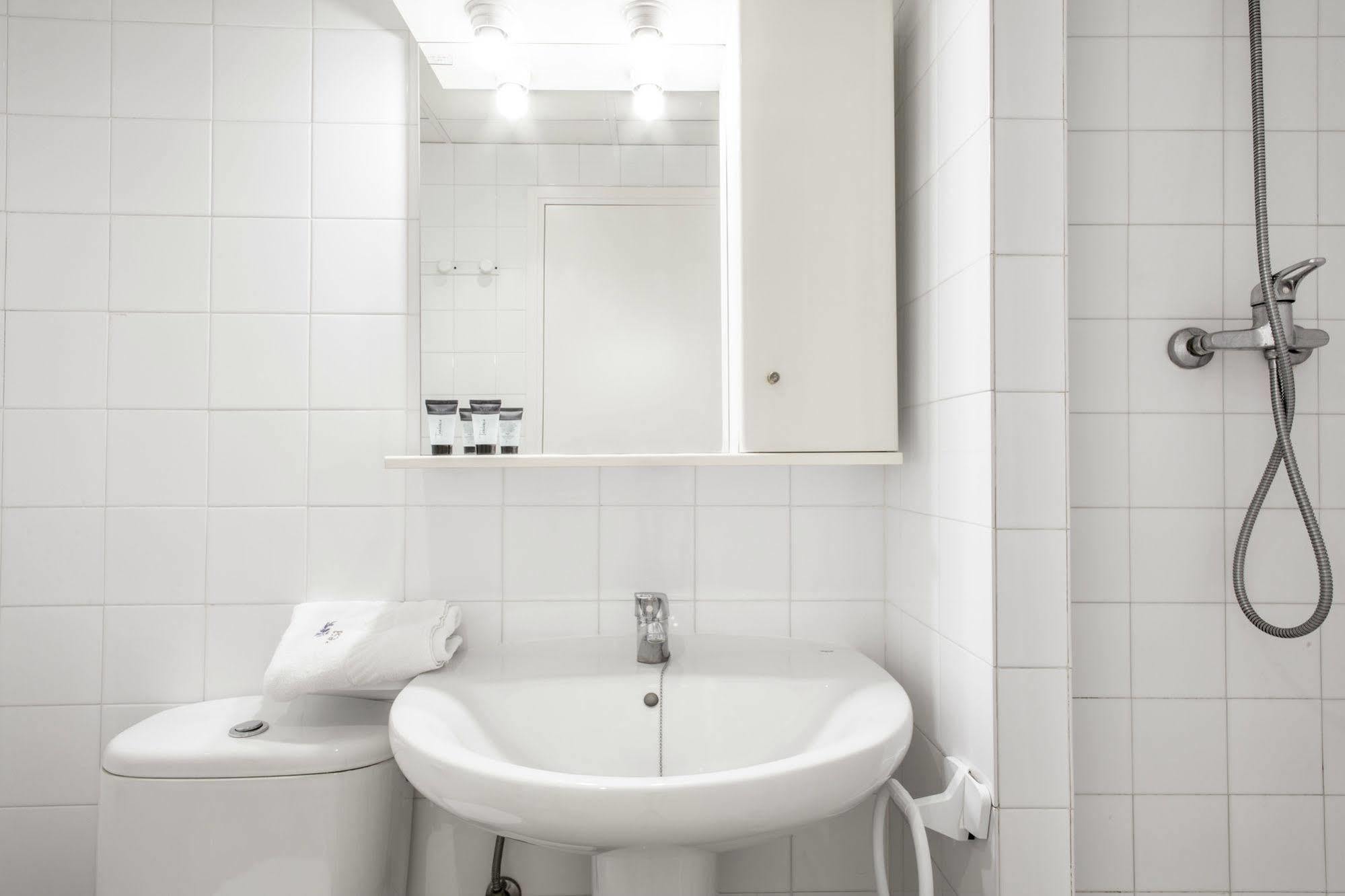 Residencia Universitaria Resa Campus De Montilivi Girona Dış mekan fotoğraf